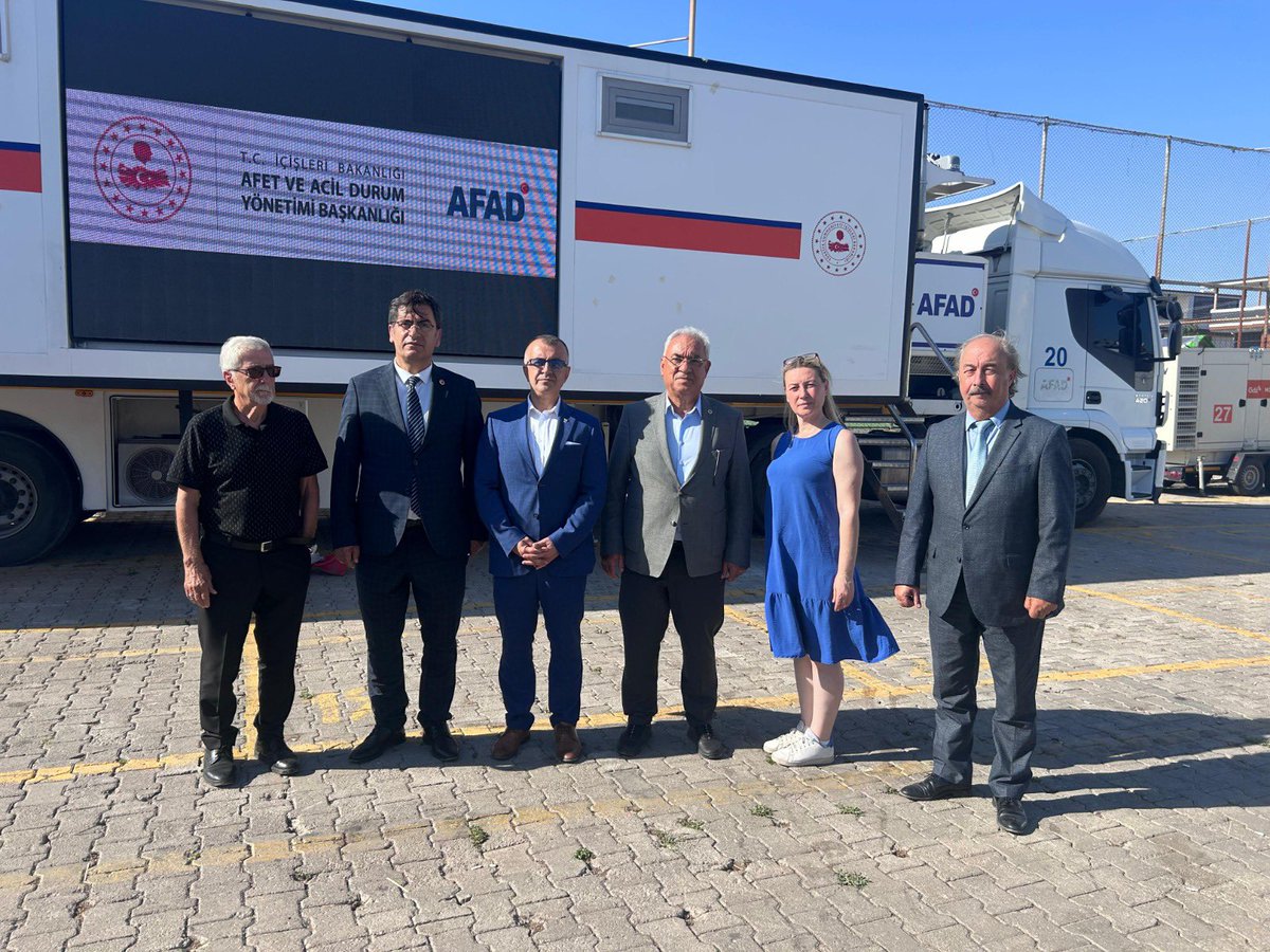 Genel Başkanımız Sayın Önder Aksakal; Seferihisar Yangın Bölgesini ve Yangın Koordinasyon Merkezini Ziyaret Etti