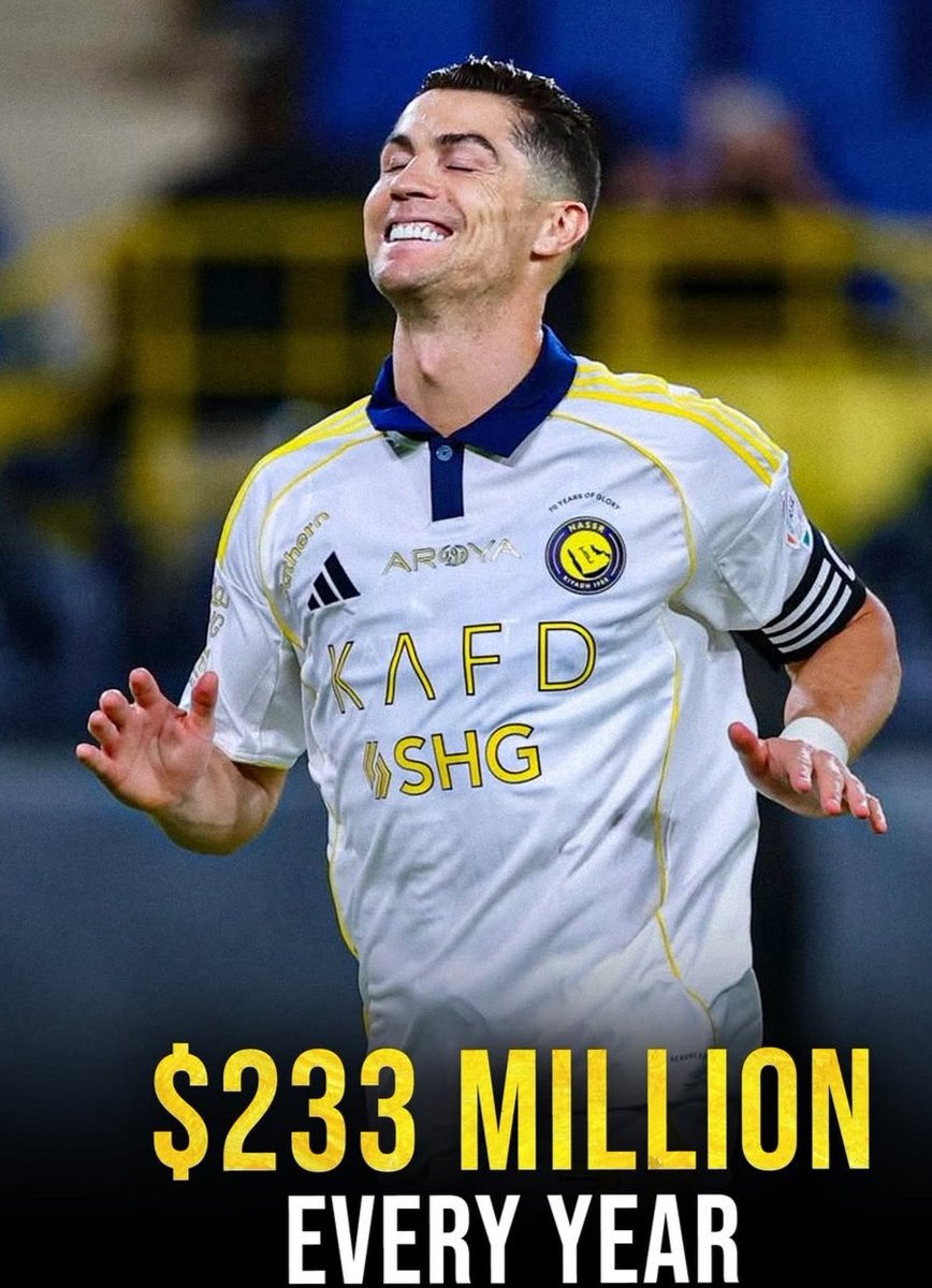 Amazing971862's tweet photo. Cristiano Ronaldo’s Al Nassr deal worth $700 million sets dangerous new bar in sports salaries https://t.co/ZLW2q5VOPi