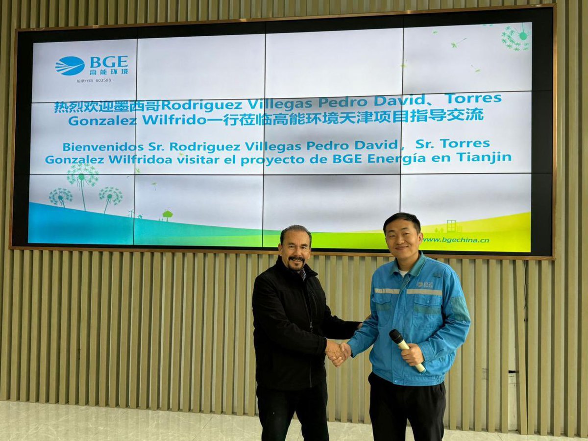 Visitamos otra empresa del grupo BGE, Tianjin High Energy Environmental Protection Energy Co., Ltd., especializada en el tratamiento y aprovechamiento de residuos sólidos urbanos e industriales con tecnología de ciclo completo.

Nos reunimos con Liu Zejun, vicepresidente del