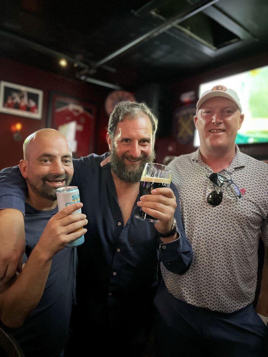 The Banshee Pub tweet media