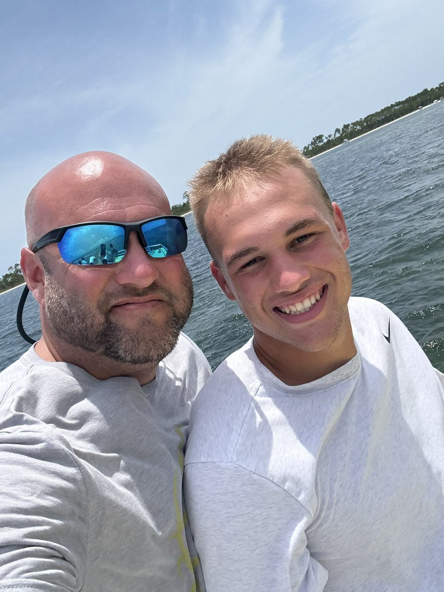 Garrett Wiggans (@gwigg325) on Twitter photo Canβt believe my guy Avery is going to be a senior this year. Couldnβt be more proud of the son, brother, and young man he is! <a href="/jaswiggans/">Jasmine Wiggans</a> Canβt believe my guy Avery is going to be a senior this year. Couldnβt be more proud of the son, brother, and young man he is! <a href="/jaswiggans/">Jasmine Wiggans</a>