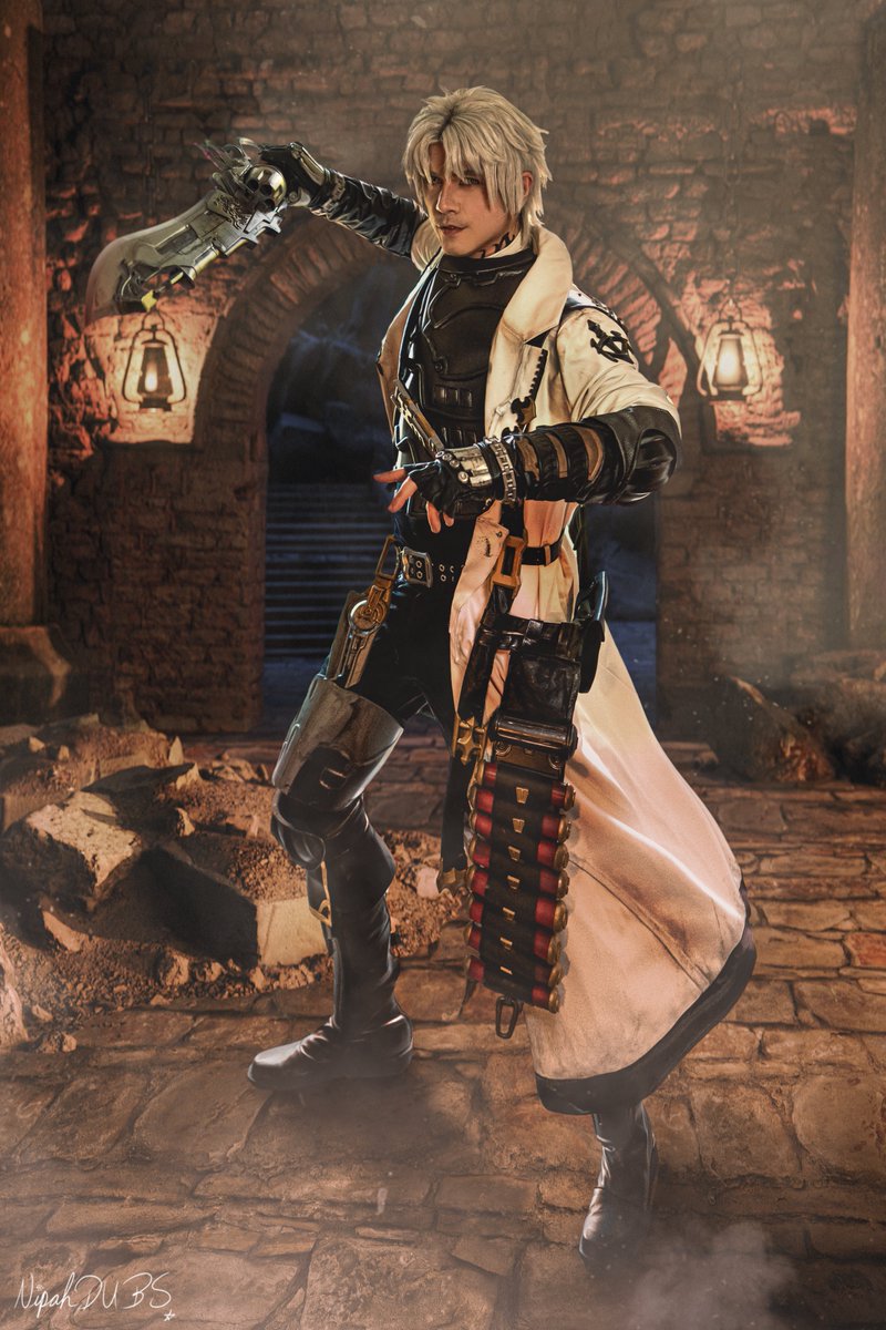 "I'm not going anywhere, I promise you Minfilia."

My Thancred cosplay is finally done!

#FFXIV #FinalfantasyXIV