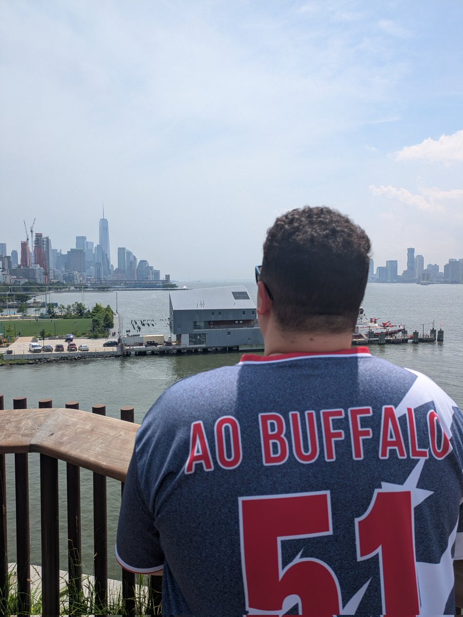 AOBuffalo's tweet image. The AO Buffalo Prez is on vacation in the Big Apple, but shenanigans are still on schedule for tonight, we're expecting you there! 😎 @bansheeirishpub at 7pm for some big US Soccer action 🇺🇸⚽🦬