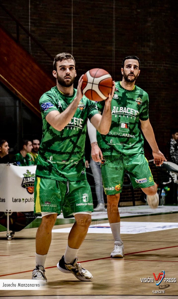 PabloPalaciosL's tweet photo. Gracias por todo, capitán!!!! https://t.co/gH9HrX4BdY