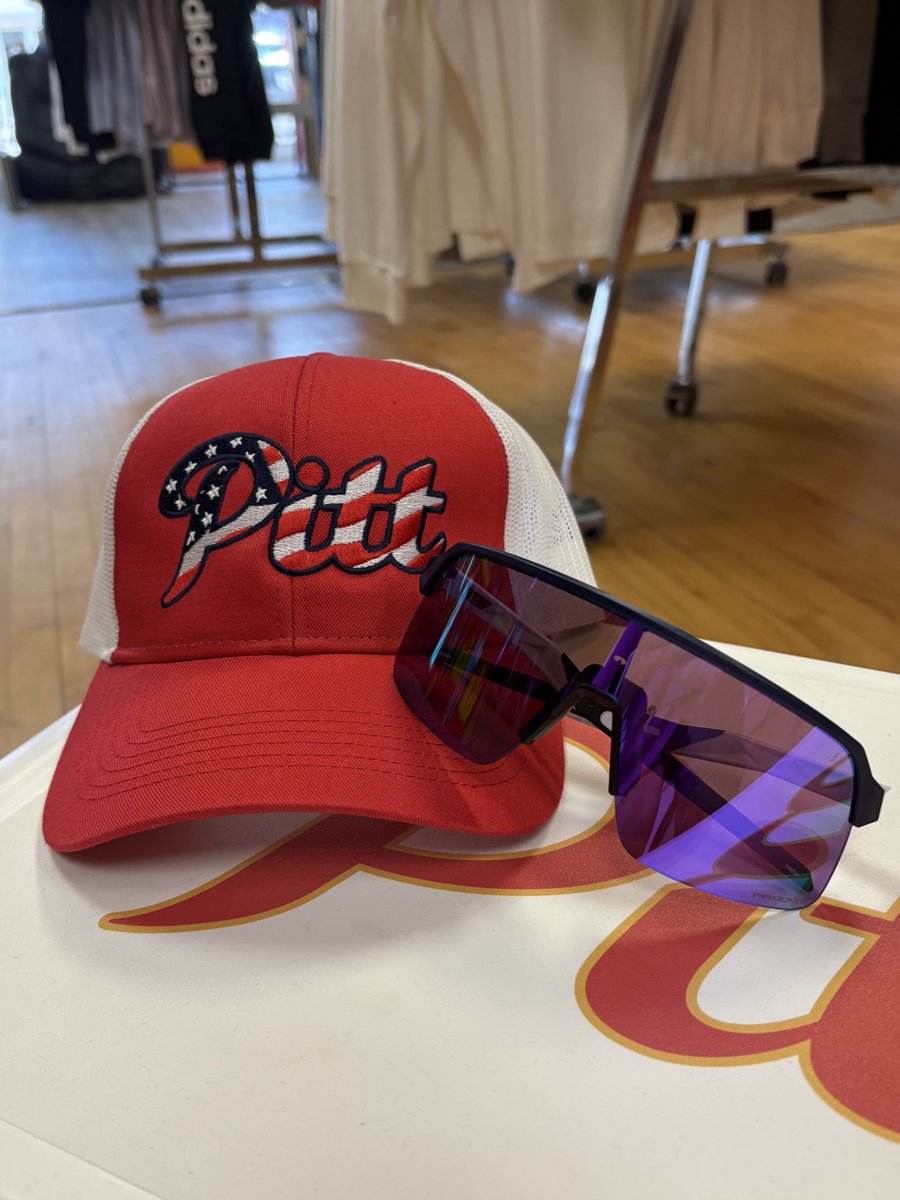 JocksNitchPSU's tweet image. If you’re a Pitt State fan gearing up for the 4th, Jock’s Nitch is the place to get your holiday essentials.🇺🇸🎆