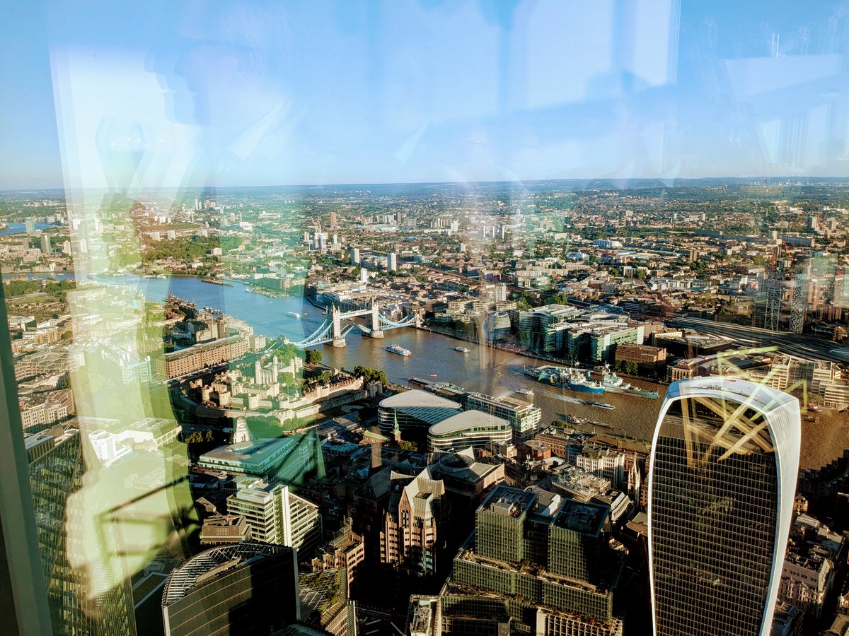 2/ Incredible science, meaningful conversations, and lots of memorable moments — including our team photo 📸

Huge thanks to <a href="/ESOTtransplant/">ESOTtransplant</a> for an outstanding congress.
Already looking forward to #ESOT2027 in Prague!