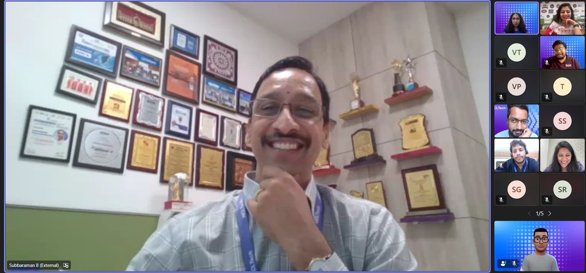 amank_gupta's tweet image. Had the privilege to attend a leadership session with Subba sir (SVP, HCLTech).

His advice to TechBees like me: 
&quot;Don&apos;t compare with others. Compare with yourself. Take approved risks. Do better than your last time.&quot;

#HCLTech #TechBee #Leadership #CareerGrowth #Inspiration