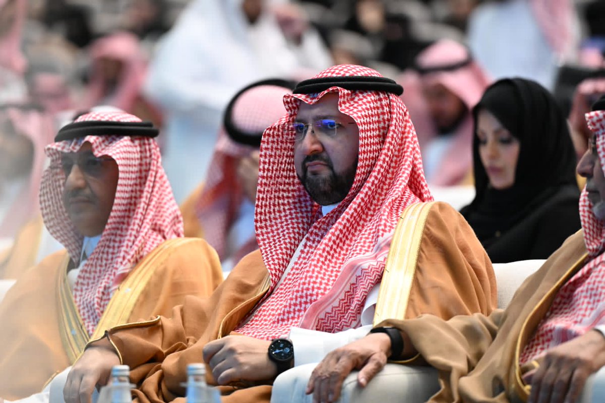 AAzizTalal's tweet image. في ملتقى القطاع غير الربحي في التعليم والتدريب، وبحضور معالي وزير التعليم، أطلقنا دراسة أعدتها #طلال_الخيرية بالتعاون مع الوزارة، لتشخيص واقع رياض الأطفال التابعة للقطاع غير الربحي.
الدراسة تسعى لتمكين هذه الروضات بالتشريعات، والمناهج، والكفاءات، والتمويل المستدام.…