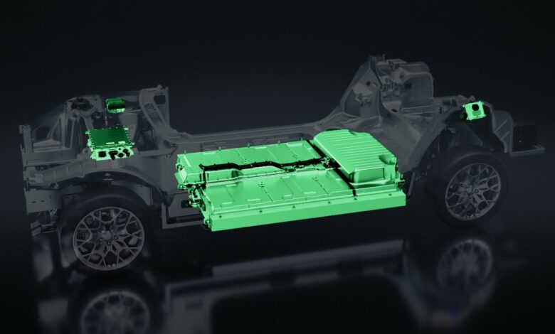 LetsVeloz's tweet image. EV batteries are now outlasting most gas-powered vehicles.
New Geotab data shows modern EV batteries degrade just 1.8% per year on average, with many retaining over 90% capacity after five years. For fleet operators, dealers, and policymakers evaluating total cost of ownership,…