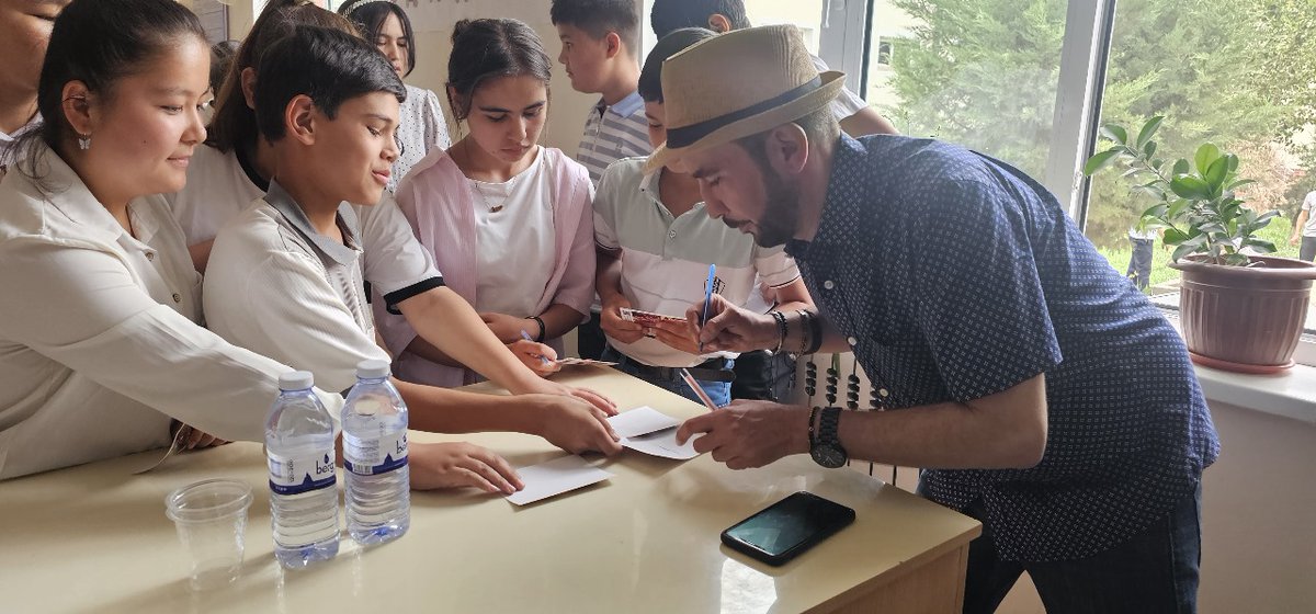funelpilar's tweet photo. Nuestro director, 𝗔𝗹𝗲𝘅 𝗕𝗿𝗮𝗵𝗶𝗺, viajó a la ciudad de 𝗧𝗲𝗿𝗺𝗲𝘇, capital de la región de 𝗦𝘂𝗿𝗱𝗮𝗻𝗷𝗮𝗿í𝗻, equivalente a 𝗖𝘂́𝗰𝘂𝘁𝗮, dado que es la principal localidad en la compleja frontera con 𝗔𝗳𝗴𝗮𝗻𝗶𝘀𝘁𝗮́𝗻. https://t.co/YHLc0JrL0T