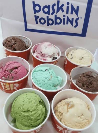 Puts out bowls for pals to make sundaes at #FurryTails
Poetry #FurryBards