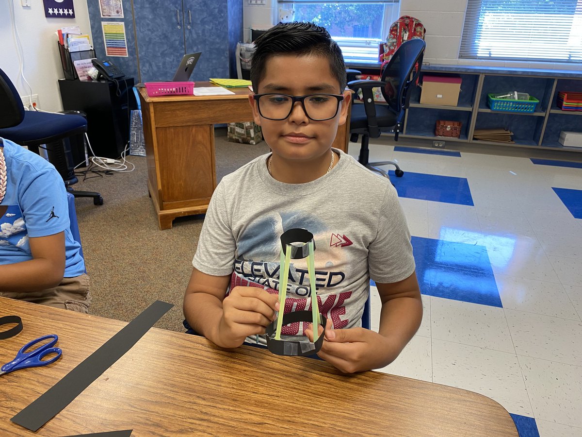 At Summer Scope, our camp for Gifted and Talented students, campers explored aeronautics and created an airplane themed snack and straw airplanes! We love seeing their creativity at work!