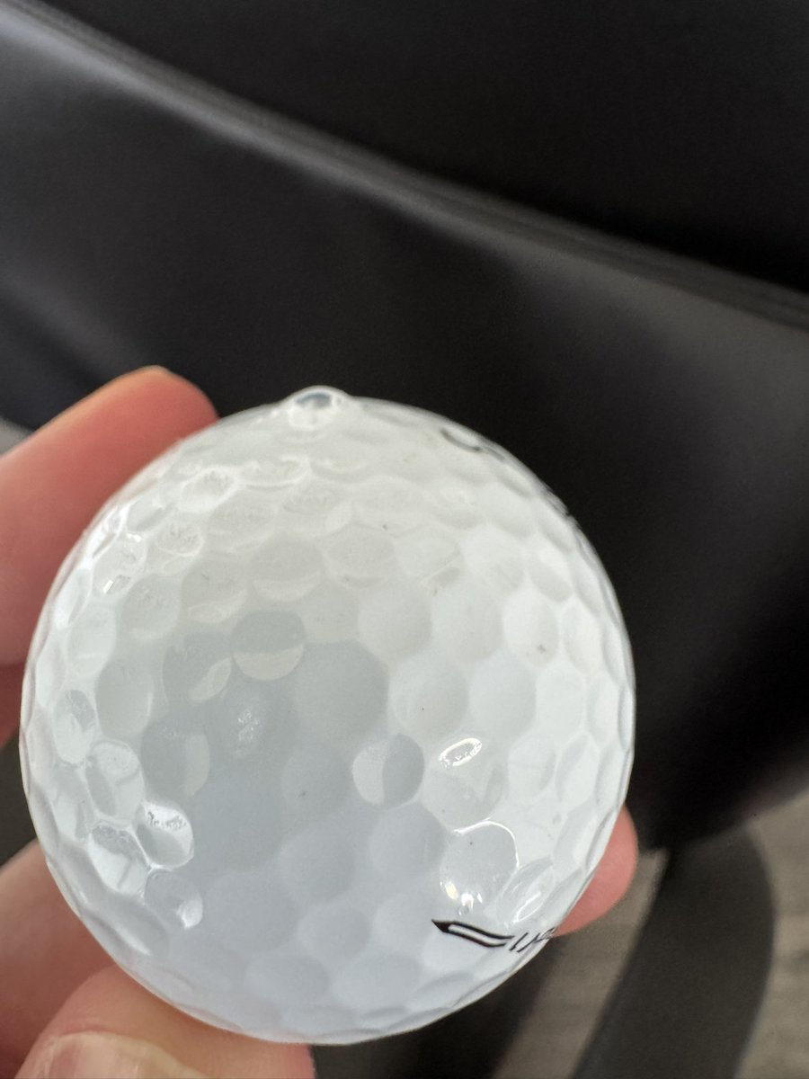 kkoz17's tweet photo. @MyGolfSpy Yeah, sure.  This was a new prov1 pulled from a new box.  So thank you, I guess? https://t.co/gL2CYLHY2G