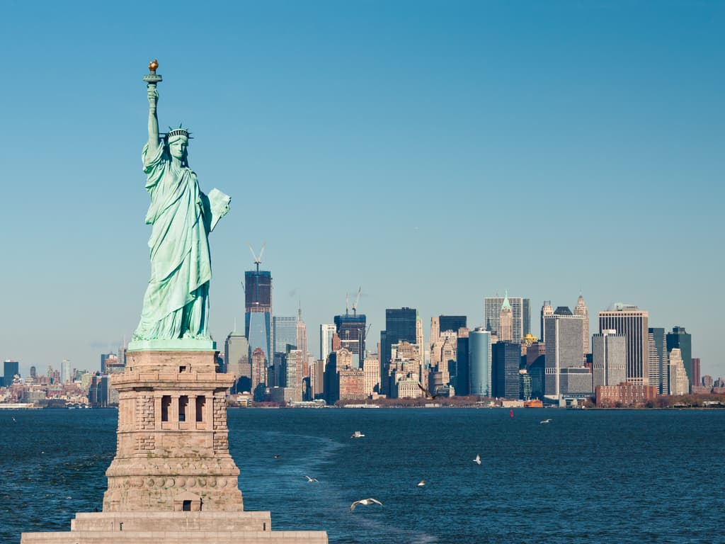 I love the Americans. They're fantastic, hard-working people who can keep up small talk indefinitely. As a Finn, this can sometimes feel intimidating.

That’s why it saddens me to see the country being hijacked by snake oil salesmen who are rapidly turning it into an oligarchy.