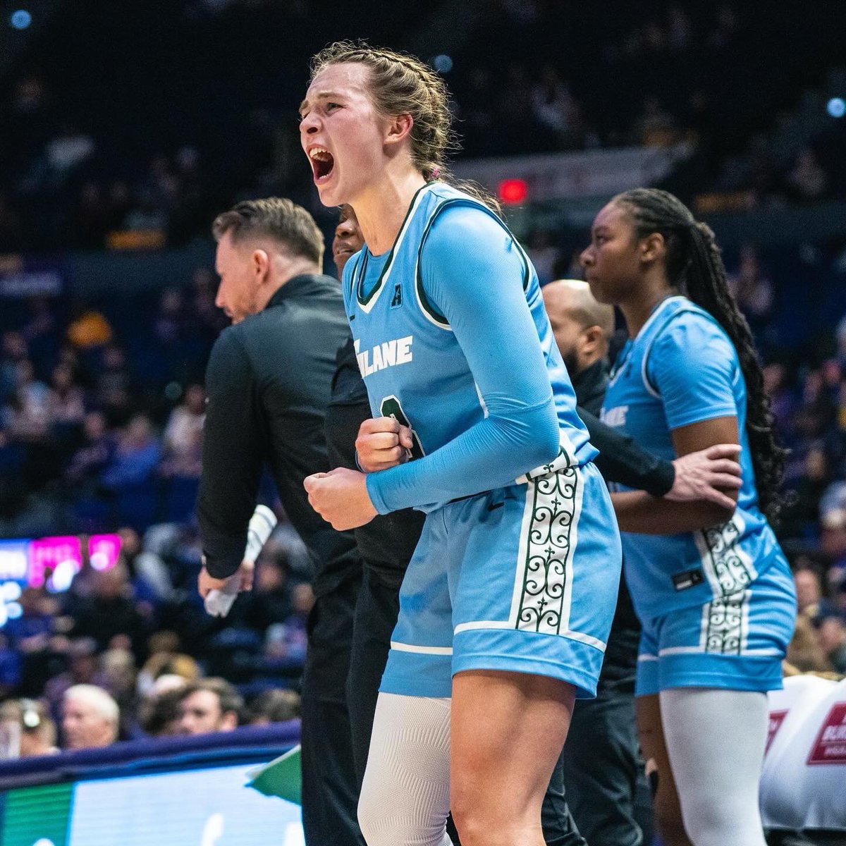 GreenWaveWBB's tweet image. 𝐖𝐞𝐥𝐜𝐨𝐦𝐞 𝐭𝐨 𝐇𝐲𝐩𝐞 𝐖𝐞𝐝𝐧𝐞𝐬𝐝𝐚𝐲 👏
Keeping the energy throughout the offseason 😤
#RollWave🌊