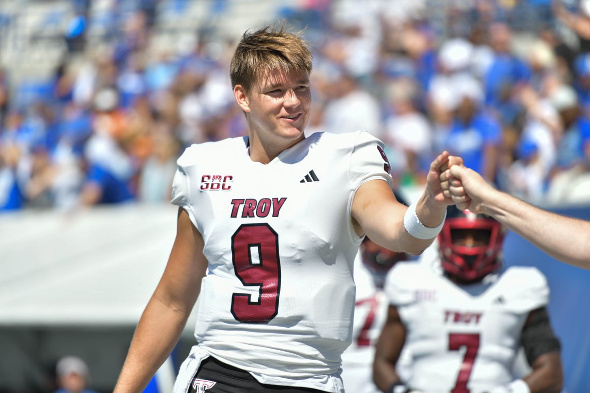 Grounded, But Not Broken: How Goose Crowder Rose After the Fall

📰 - gotroy.us/6vu

#BattleReady | #OneTROY ⚔️🏈