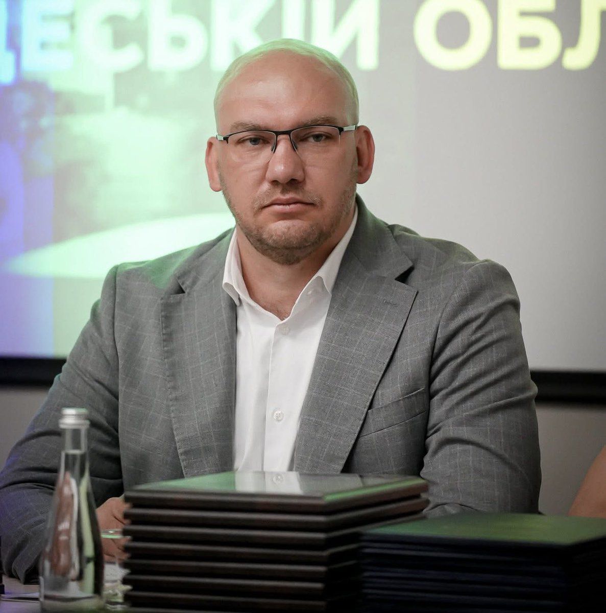 sluganarodu_pp's tweet photo. 🔥 Oleksii Leonov: #DefenceCity — a powerful new package of bills to develop Ukraine’s defense industry! Parliament will consider them soon 🇺🇦🚀
➡️ establishes a special legal regime for defense industry enterprises
➡️ defines a special list of defense enterprise residents
➡️ enterprises will receive unique tax and other benefits
➡️ 50% of personal income tax from employees of these enterprises will remain in local budgets.