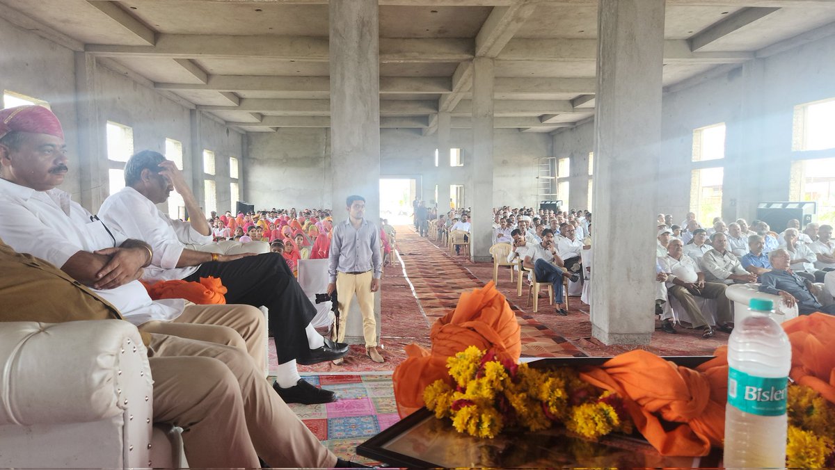 pratapkalvi's tweet image. सुमेरपुर,पाली,राजस्थान।
महाराज शार्दुल सिंह जी जयंती,
महाराणा प्रताप के पुत्रों में से एक महाराज शार्दुल सिंह जी, जो हल्दीघाटी के युद्ध में देश और 36 कॉम के लिए काम आए 
#pali #sumerpur #marwar #mewar #maharanapratap #maharaj #shardul #jayanti #lokendrasinghkalvi #karnisena #Kalvi