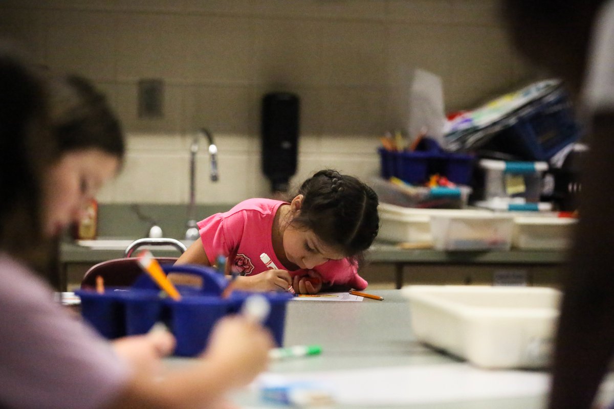 After our elementary-aged kids at United Oaks complete some classroom learning in the mornings, they get to participate in non-academic experiences after lunch. Here are pictures from art class. #hazelparkschools