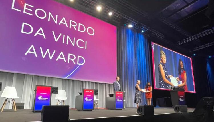 GOLD (@delaidowu) on Twitter photo Well done Sumoyee for all your hard work in winning the Transplant Research Innovation Award <a href="/ESOTtransplant/">ESOTtransplant</a>. You are such a great asset to GOLD regarding our Data, Research and QI evidence.<a href="/LondonKidney/">London Kidney Network</a> <a href="/GSTTnhs/">Guy's and St Thomas'</a> <a href="/frank_dor/">Frank Dor</a> <a href="/hannahmaple/">hannah maple</a> Well done Sumoyee for all your hard work in winning the Transplant Research Innovation Award <a href="/ESOTtransplant/">ESOTtransplant</a>. You are such a great asset to GOLD regarding our Data, Research and QI evidence.<a href="/LondonKidney/">London Kidney Network</a> <a href="/GSTTnhs/">Guy's and St Thomas'</a> <a href="/frank_dor/">Frank Dor</a> <a href="/hannahmaple/">hannah maple</a>