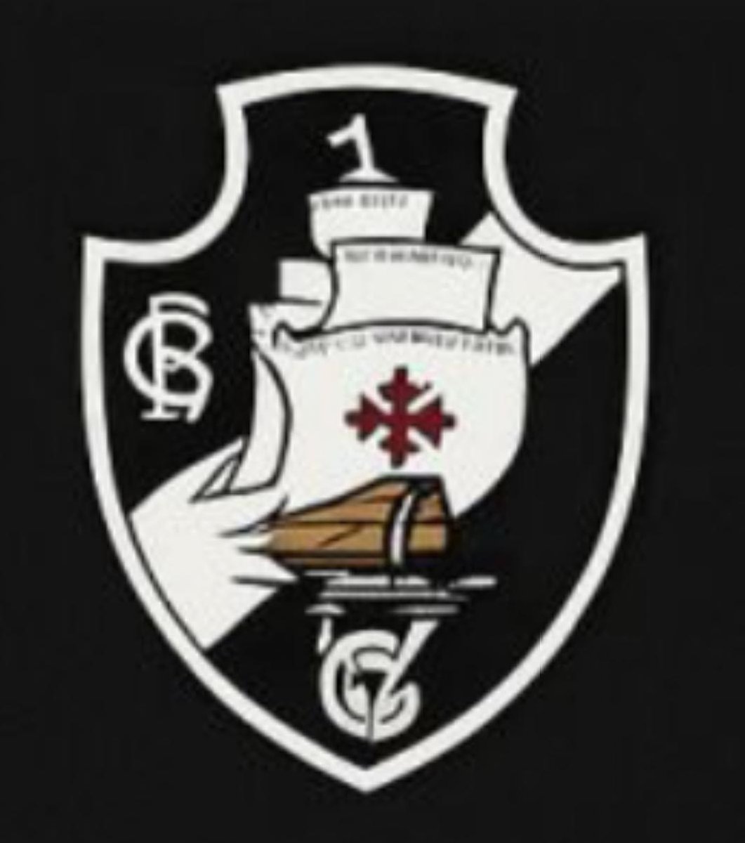 maisquecloro's tweet image. Conforme uma (infeliz) publicação do diretor de MARKETING da SAF Vascaína em seu Linkedin, esse é o escudo do CLUB DE REGATAS VASCO DA GAMA (não Clube Vasco da Gama, segundo mesma publicação).

O respeito pela marca e pelo que ela representa é premissa BÁSICA em qualquer empresa.…