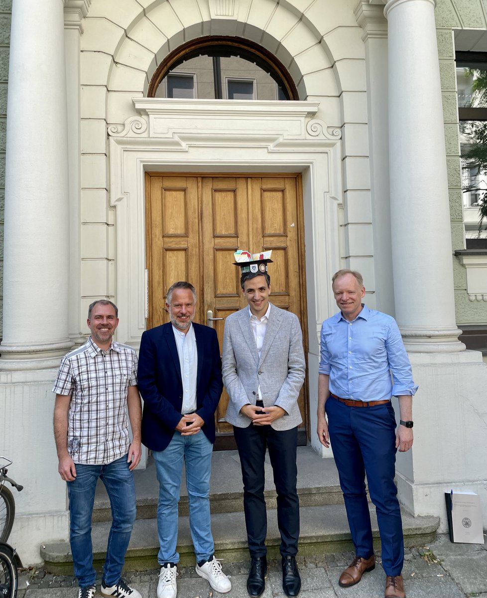 Weishaar_Daniel's tweet image. Yesterday, I successfully defended my PhD thesis, celebrating a journey full of inspiration, friendship, and intellectual reward! 🎓 #PhDone #EconTwitter