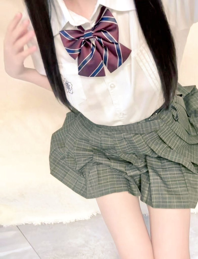 蜜茶- tweet media