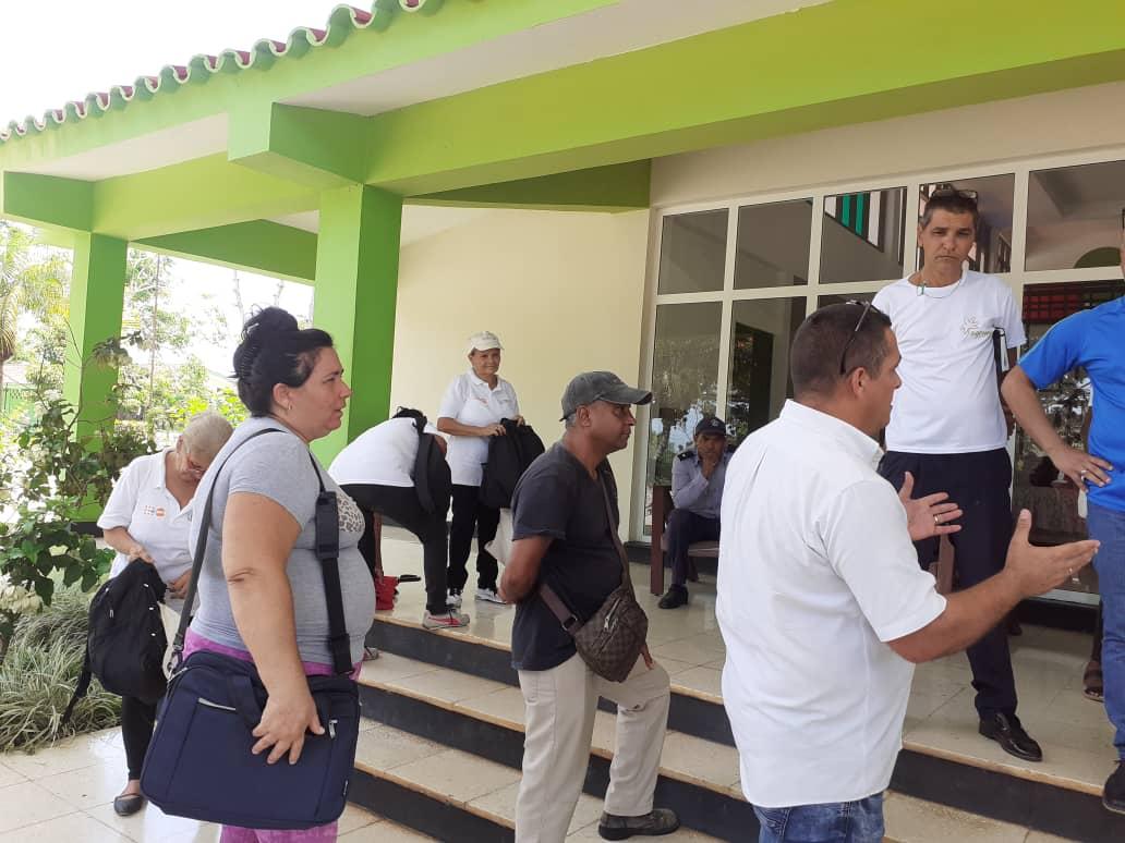 ELeyva63647's tweet photo. Seguimos organizando los detalles de la apertura del Verano y está vez desde el lugar que será cómplice de las ofertas culturales y recreativas para este 5 de Julio con muchas sorpresas y más.
#VeranoSiempreJoven
#SanAntonioDeLosBaños
#simplementejuntos https://t.co/0USpBl9PfV