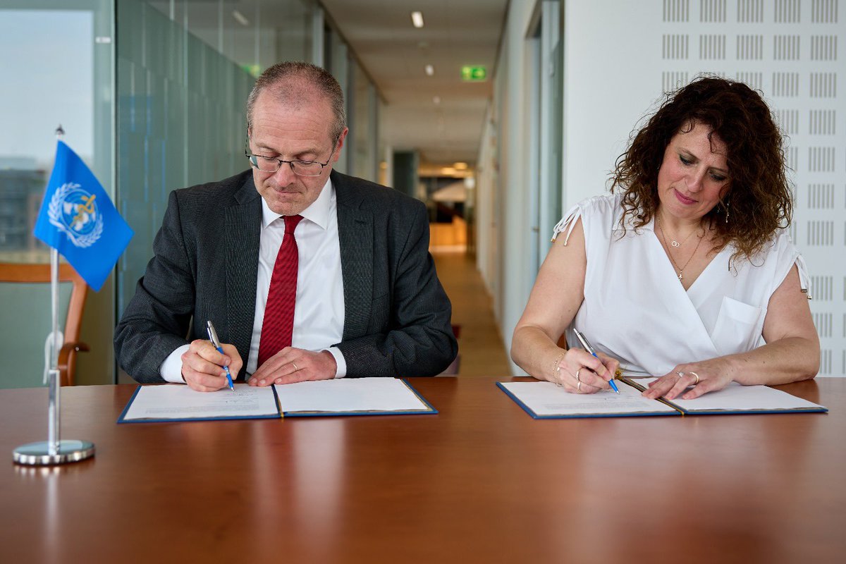 hans_kluge's tweet image. Too many good ideas in health never reach the people who need them most. That’s what we want to change.
🇩🇰 Denmark has shown how trust and partnership can turn innovation into impact - and now we want to take this spirit further across our Region.
This vision is at the core of…