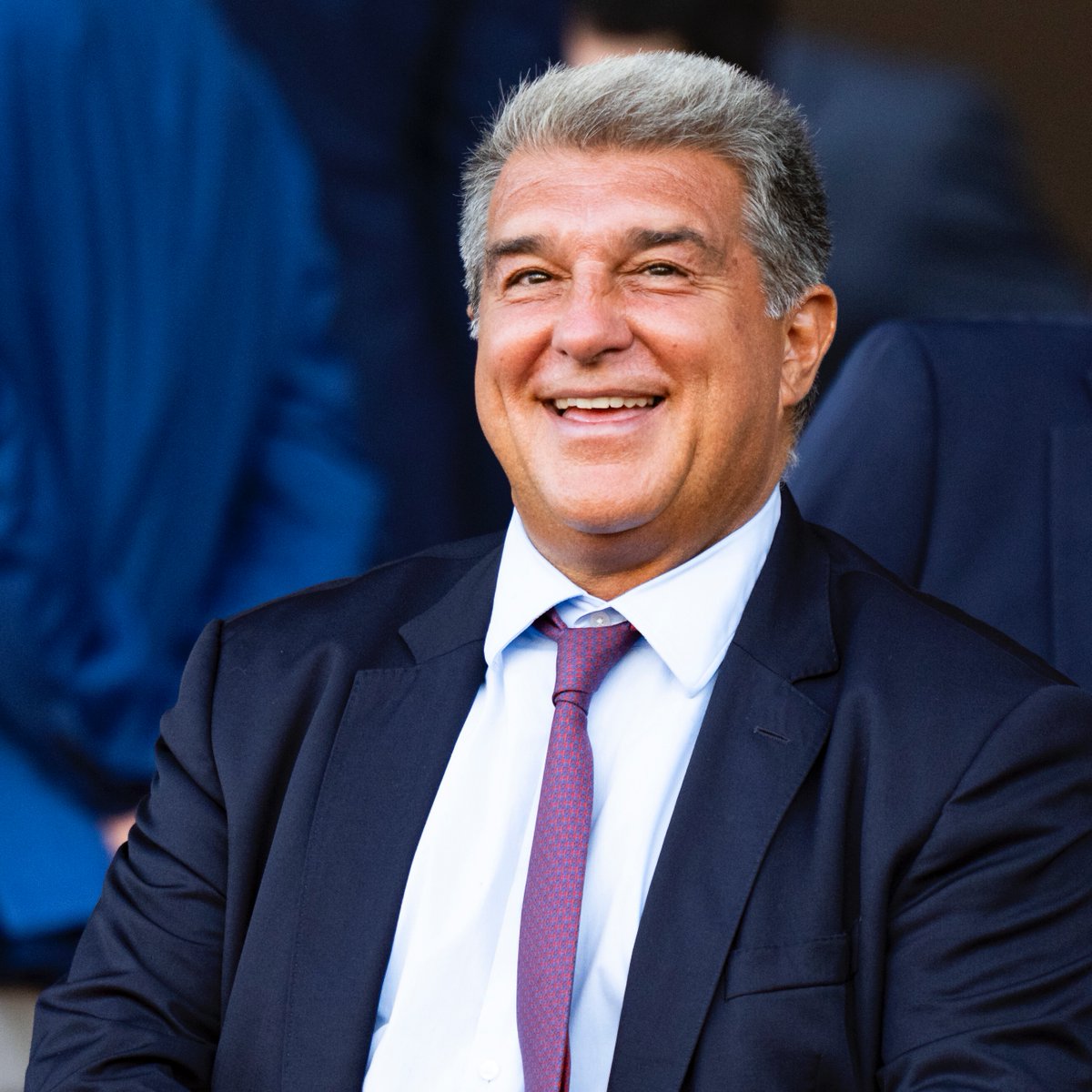 _BeFootball's tweet photo. 🚨 𝗟𝗘 𝗕𝗔𝗥𝗖̧𝗔 𝗔̀ 𝗡𝗢𝗨𝗩𝗘𝗔𝗨 𝗟𝗜𝗕𝗥𝗘 𝗦𝗨𝗥 𝗟𝗘 𝗠𝗔𝗥𝗖𝗛𝗘́ 𝗗𝗘𝗦 𝗧𝗥𝗔𝗡𝗦𝗙𝗘𝗥𝗧𝗦 !🔓

Javier Tebas a validé le 𝗿𝗲𝘁𝗼𝘂𝗿 𝗱𝘂 𝗰𝗹𝘂𝗯 𝗮̀ 𝗹𝗮 𝗿𝗲̀𝗴𝗹𝗲 𝗱𝘂 𝟭:𝟭.

𝗙𝗜𝗡𝗜 𝗟𝗘𝗦 𝗕𝗟𝗢𝗖𝗔𝗚𝗘𝗦 : le Barça peut désormais recruter 𝗟𝗜𝗕𝗥𝗘𝗠𝗘𝗡𝗧, sans restriction de la Liga. ✅

@sport