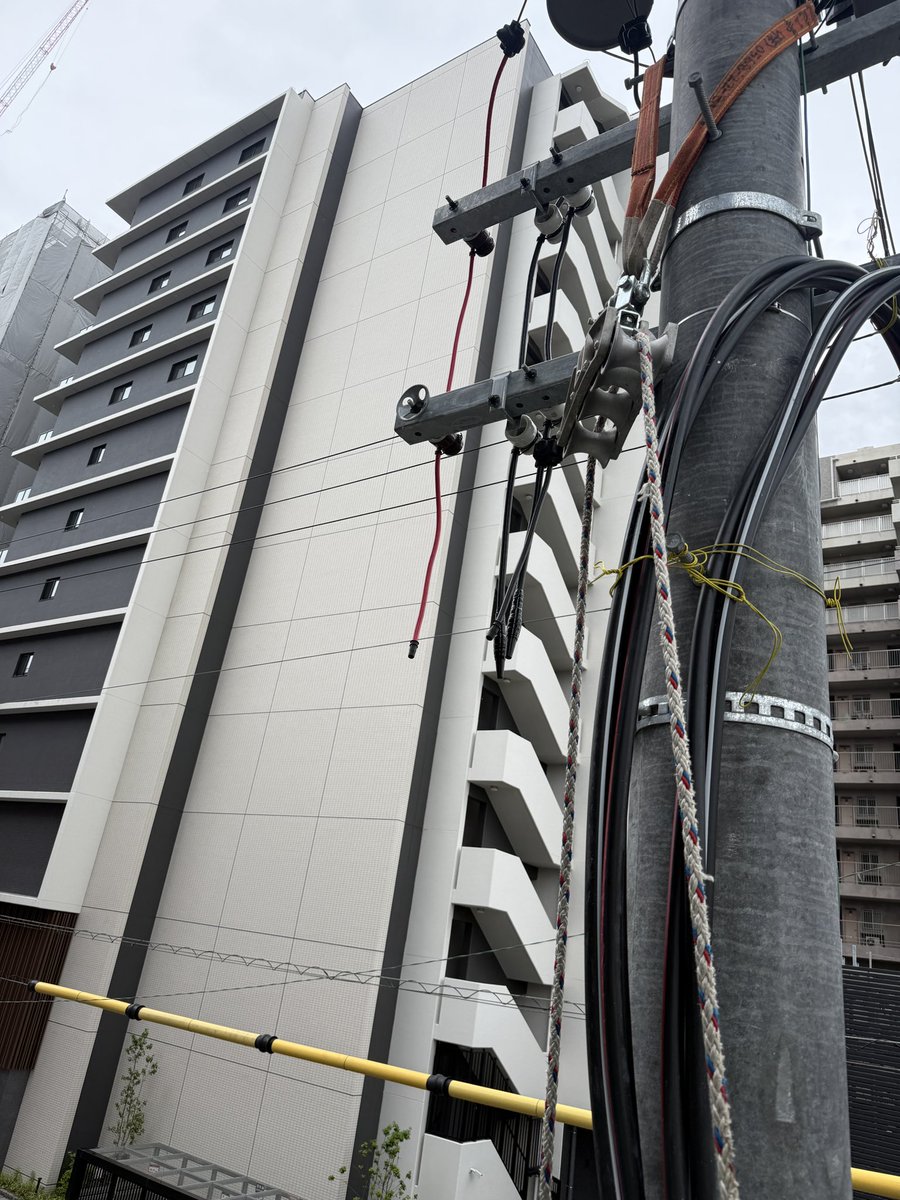cvt600v's tweet photo. マンション幹線工事
エフレックス潰れてなくて良かった〜🤣🤣🤣

#電気工事 https://t.co/peDEWCf24b