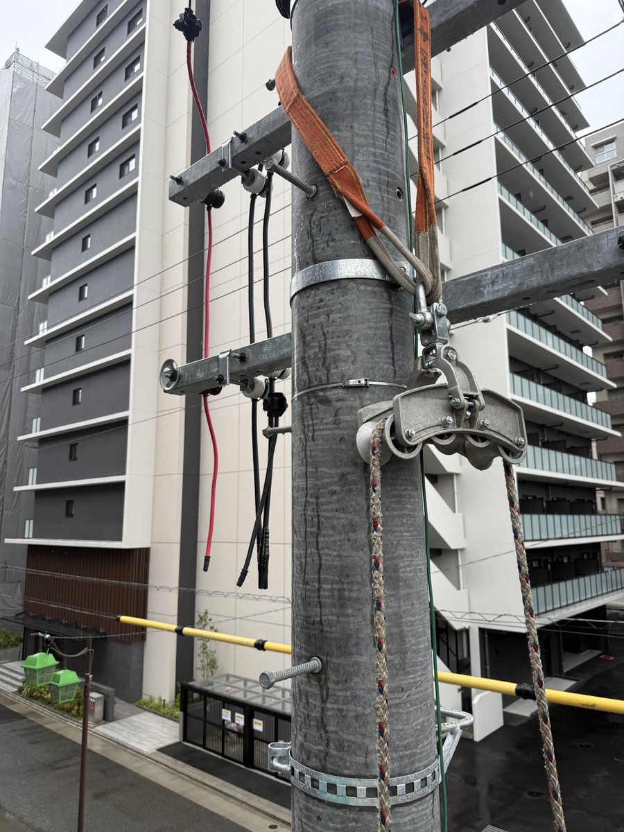 cvt600v's tweet photo. マンション幹線工事
エフレックス潰れてなくて良かった〜🤣🤣🤣

#電気工事 https://t.co/peDEWCf24b