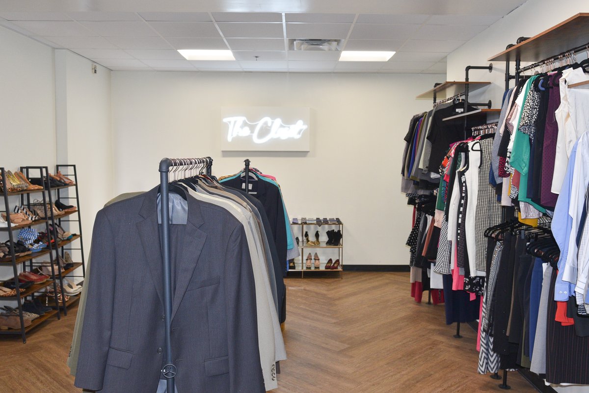 MyBRCC's tweet image. The Closet is another resource for #MyBRCC students, providing professional and business casual attire at no cost. Whether you're preparing for an interview, a career fair, or a professional event, The Closet is here to help you dress for success.
📍 Bienvenue Student Center,…