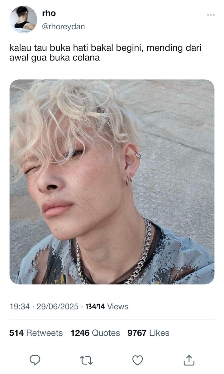 jeongseoxg's tweet photo. Homocheck bagian 2.

Masih ngelak kalau homo, padahal udah jelas naksir berat, mana cuma jadi second choice. 

— a nikseung heeki few tweet au https://t.co/PAH5AFLLok