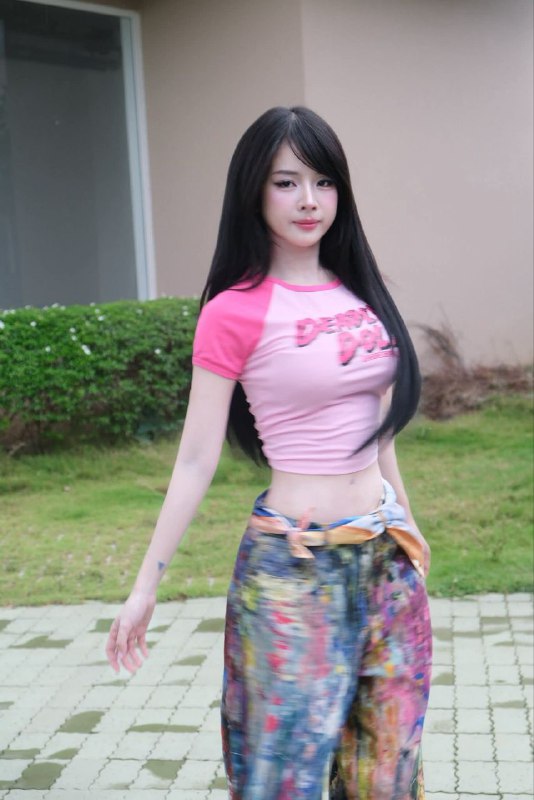 dj_mie1995's tweet photo. Cô gái áo hồng
#DJMie https://t.co/gVyb0TXK9c