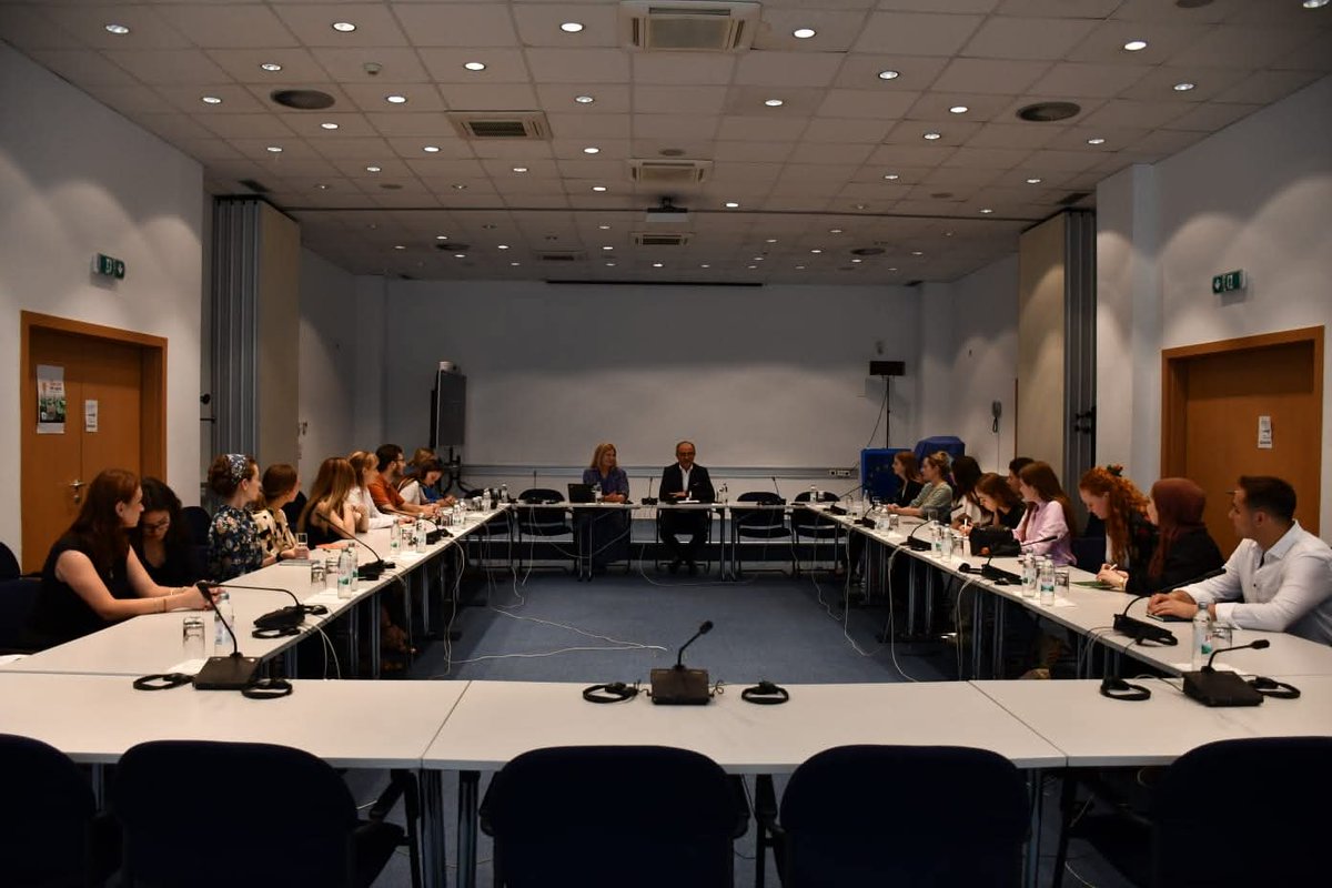 Post-Conflict Research Center (PCRC) (@pcrcbih) on Twitter photo Last week, our interns had the pleasure of visiting <a href="/eubih/">EU in Bosnia and Herzegovina</a> and meeting with Ambassador <a href="/LSorecaEU/">Luigi Soreca</a> and Elisabet Tomasinec, Head of the Political Department.
🙏🏻 Thank you to <a href="/eubih/">EU in Bosnia and Herzegovina</a> for the unique opportunity to learn more about 🇧🇦🇪🇺 accession process and to exchange views on the Last week, our interns had the pleasure of visiting <a href="/eubih/">EU in Bosnia and Herzegovina</a> and meeting with Ambassador <a href="/LSorecaEU/">Luigi Soreca</a> and Elisabet Tomasinec, Head of the Political Department.
🙏🏻 Thank you to <a href="/eubih/">EU in Bosnia and Herzegovina</a> for the unique opportunity to learn more about 🇧🇦🇪🇺 accession process and to exchange views on the