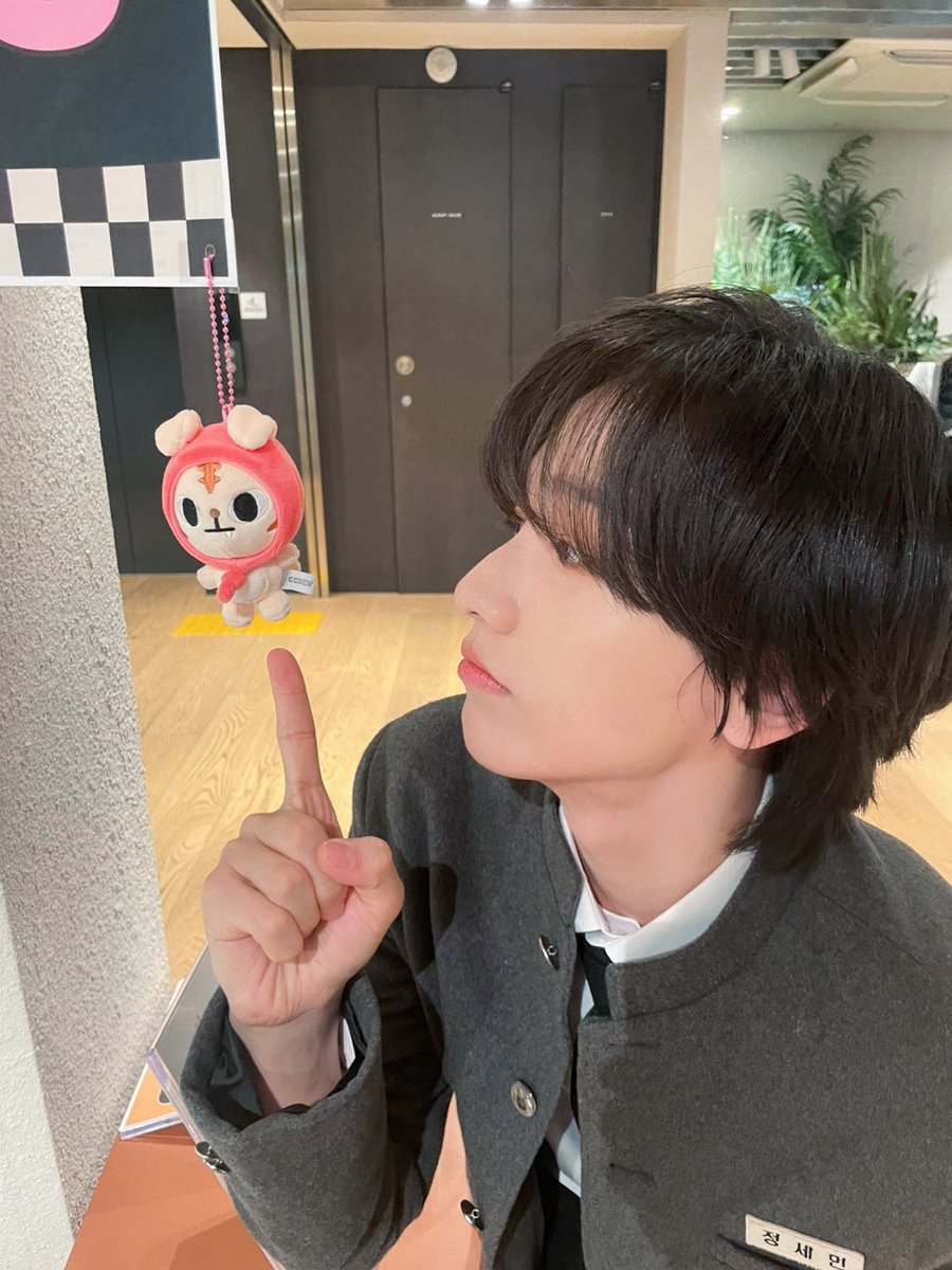 IDID_starship's tweet image. [🌠] #정세민_DID
뉴키즈 세민😗

ps) 랑모선배님과 함께🥰

#IDID #아이딧 #JEONGSEMIN #정세민