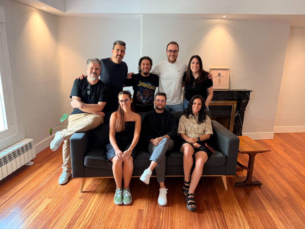 Cabify Design (@cabifydesign) on Twitter photo Hace un par de semanas, el equipo de managers, tuvo su ya tradicional Design Raw anual en <a href="/somostramontana/">INSTITUTO TRAMONTANA</a> Es un momento de alineación, para compartir todo lo aprendido, tomar perspectiva para lo que queda por delante y luego compartir con todo el equipo ¡Mirad qué formales! Hace un par de semanas, el equipo de managers, tuvo su ya tradicional Design Raw anual en <a href="/somostramontana/">INSTITUTO TRAMONTANA</a> Es un momento de alineación, para compartir todo lo aprendido, tomar perspectiva para lo que queda por delante y luego compartir con todo el equipo ¡Mirad qué formales!