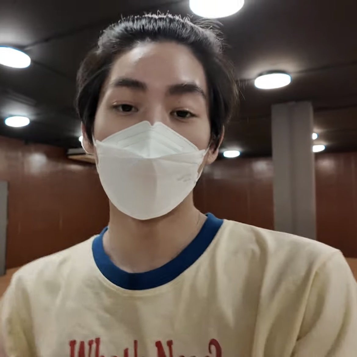 jellyppuff's tweet photo. แล้วหล่ออะไรขนาดนั้นอ่ะ https://t.co/4mSqv5NtiB
