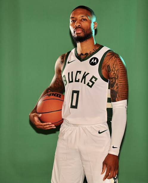 Damian Lillard after finding out the Bucks waived him and stretched the $113 million left on his contract over 5 years 
Get More News link eliy.site/rxKWO
#NewYork