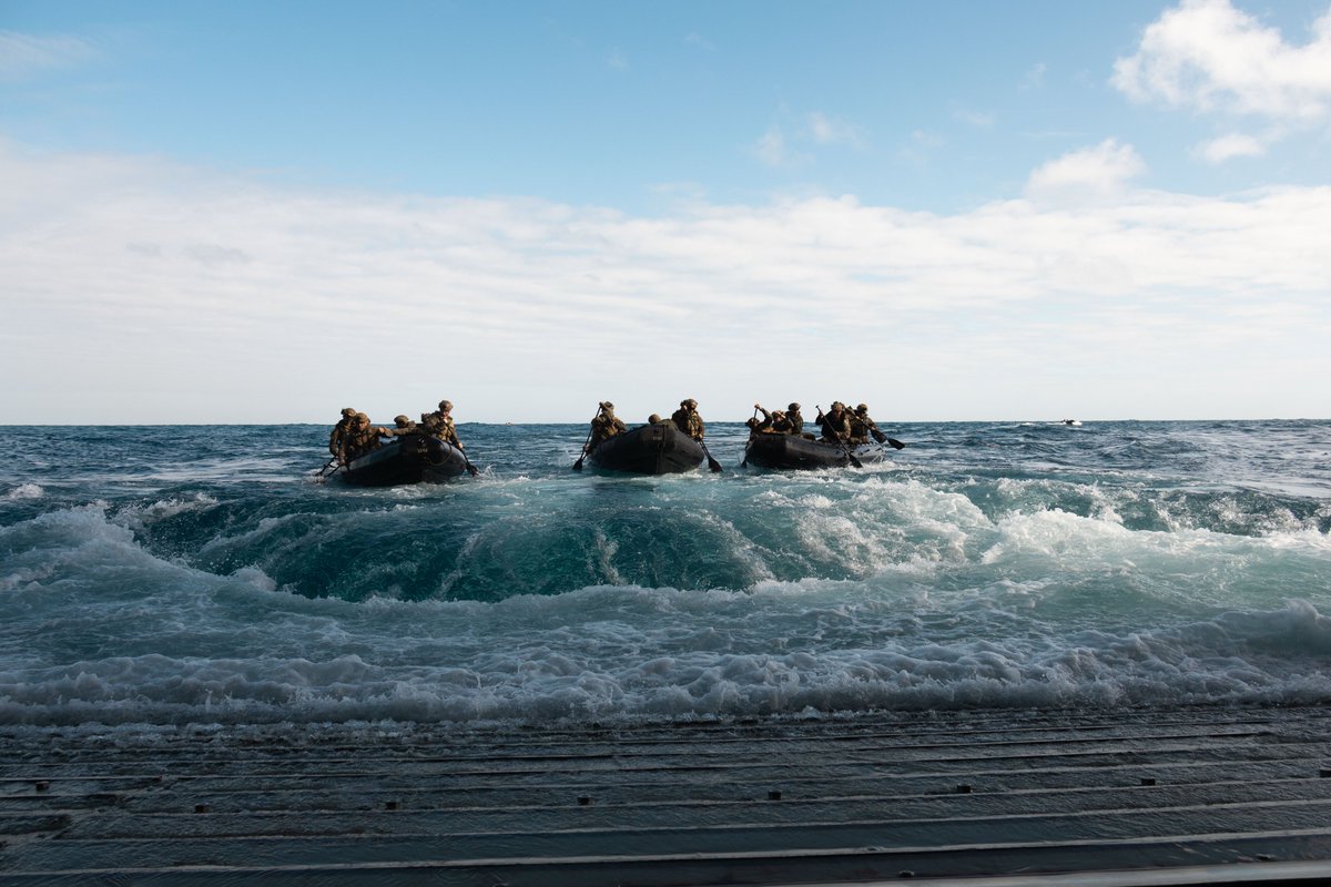 31stMeu's tweet image. 馃搷Coral Sea, June 25, 2025.
U.S. Marines with BLT 1/7, 31st MEU, conducted launch and recovery drills aboard the USS San Diego to improve amphibious raid capabilities and sustain skills.
(@USMC 馃摲 by Lance Cpl. Trevor BishopWilliams)
@USNavy
@INDOPACOM
@DeptofDefense