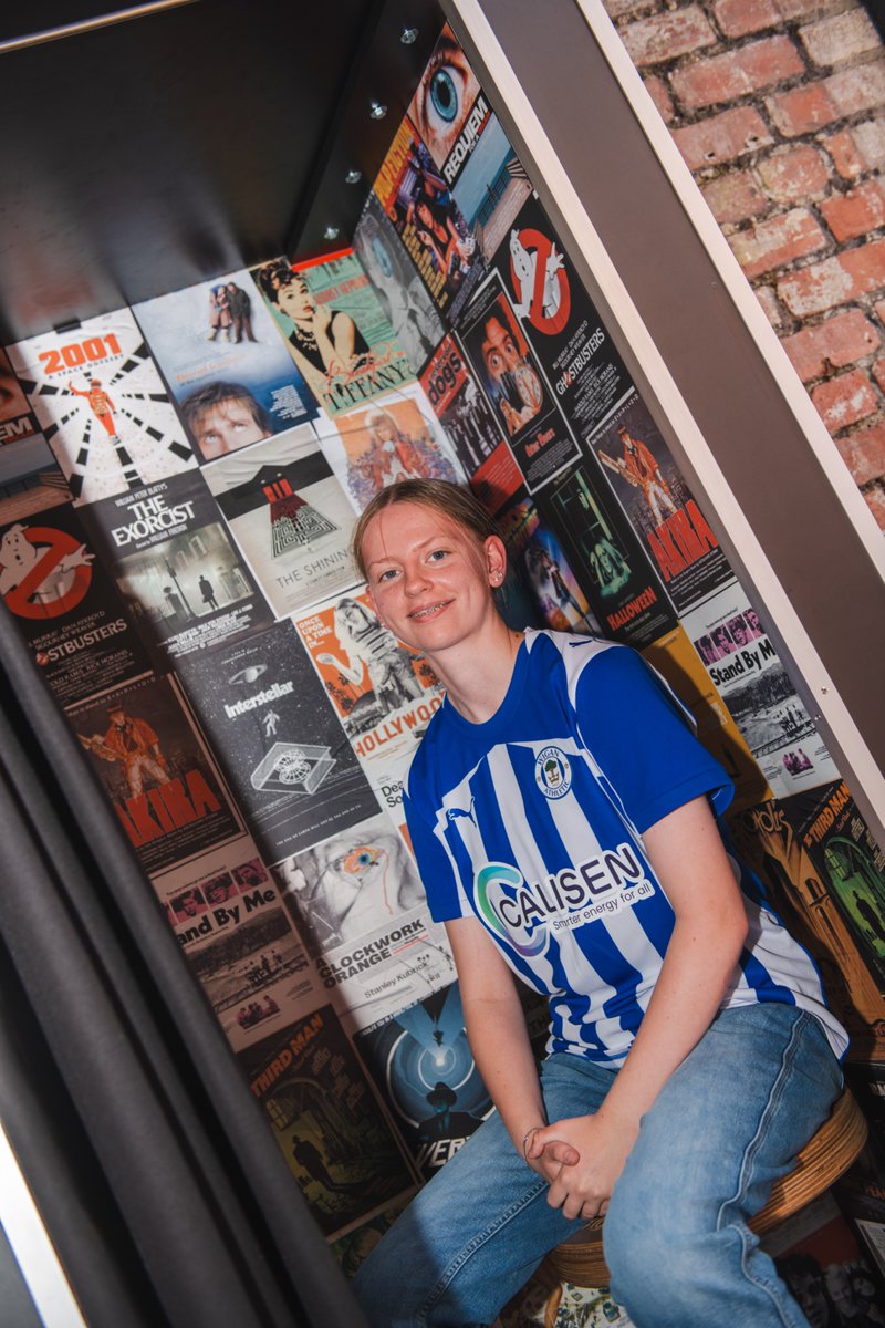 Latics_Women's tweet photo. The new 2025/26 Wigan Athletic Home Kit! 👕 😍

#wafc 🔵⚪️ | @LaticsOfficial x @LibbyMcCoy_5 https://t.co/Ba32bMCETi