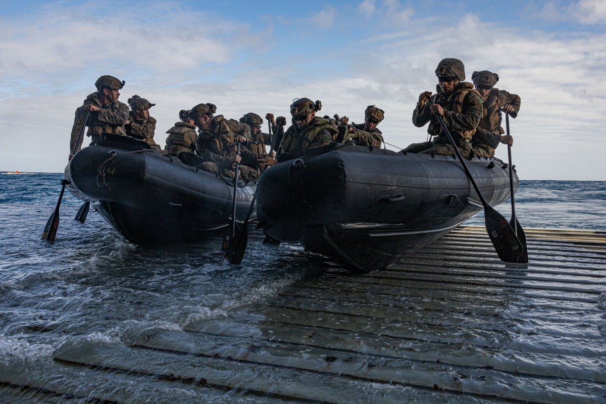 31stMeu's tweet image. 馃搷Coral Sea, June 25, 2025.
U.S. Marines with BLT 1/7, 31st MEU, conducted launch and recovery drills aboard the USS San Diego to improve amphibious raid capabilities and sustain skills.
(@USMC 馃摲 by Lance Cpl. Trevor BishopWilliams)
@USNavy
@INDOPACOM
@DeptofDefense