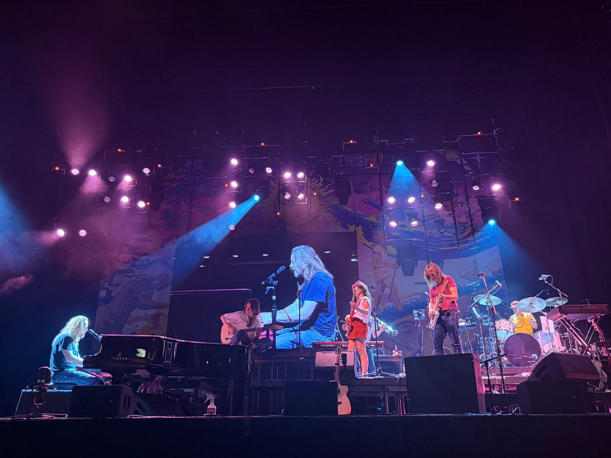 Tim Minchin tweet media