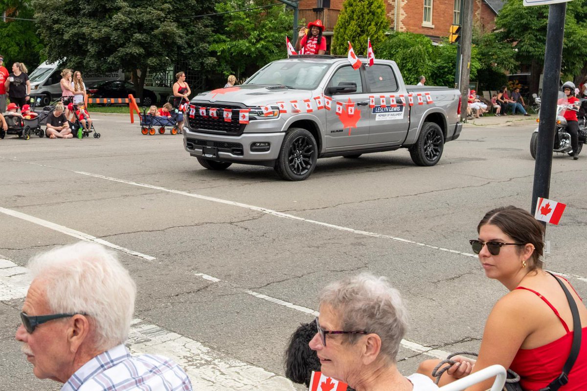 LeslynLewis's tweet image. What a beautiful Canada Day in Haldimand—Norfolk, with so many incredible events across our community.
I was glad to be able to join in the parades in Caledonia and Port Dover as well as stop by Dunnville’s Canada Day celebration in the park.
A big thank you to all the…