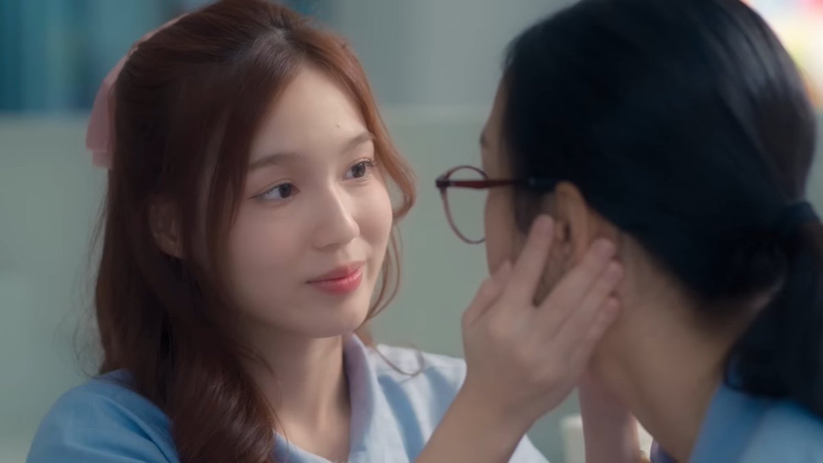 sapphinks's tweet photo. that ep 3 preview felt so familiar and OH MY GOD 😭😭😭😭 #WhaleStorexoxoEP2 https://t.co/o0cNHPX3RM