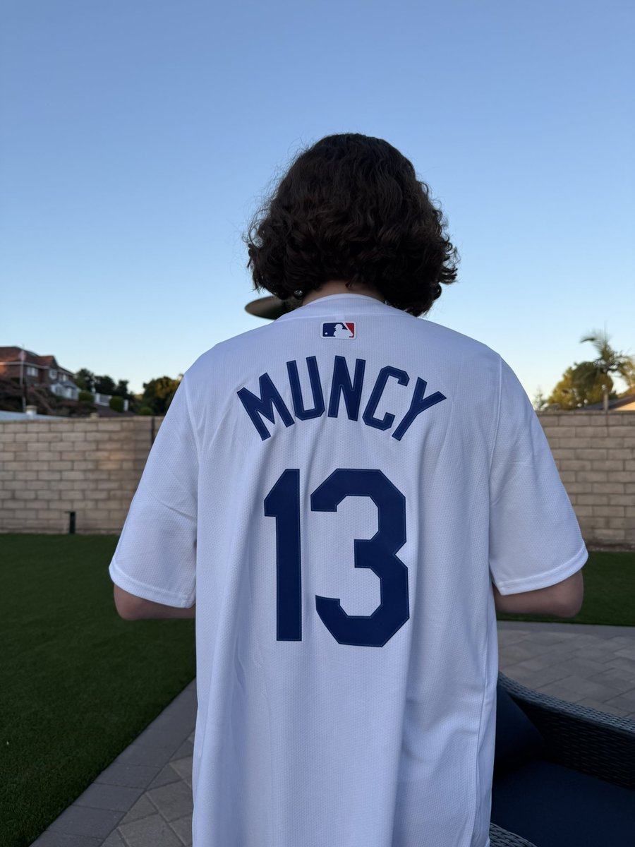 ypedevillano's tweet photo. @Dodgers Let’s go, Muncy! https://t.co/GLRXl2bclT