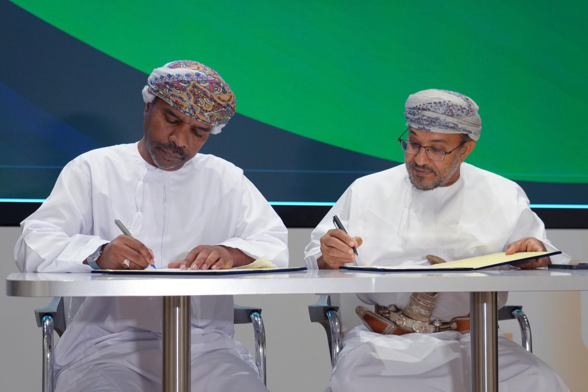 shabiba's tweet photo. مجموعة مسقط للإعلام 
الراعي الإعلامي الحصري 
لوحدة المهارات القطاعية الصناعية المحتضنة من جمعية الصناعيين العمانية 

وقعت وحدة المهارات القطاعية للصناعة المحتضنة من جمعية الصناعيين العمانية عقد الشراكة الإعلامية الحصرية مع مجموعة مسقط للإعلام ( #الشبيبة و #التايمز_أوف_عمان) وذلك خلال الحفل الذي اقيم اليوم في #معهد_عمان_للطاقة  بجامعة السلطان قابوس تحت رعاية سعادة السيد سالم البوسعيدي وكيل وزارة العمل لتنمية الموارد البشرية 

#جمعية_الصناعيين_ا��عمانية 
#الشبية