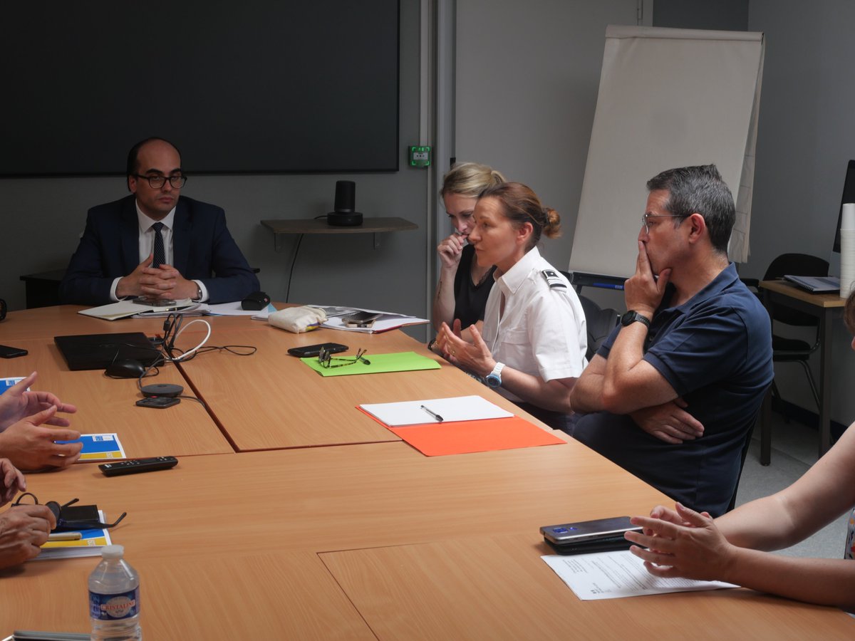 Police nationale 43 tweet media