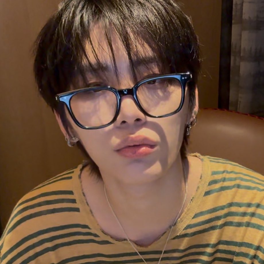 taesan as cats tweet media